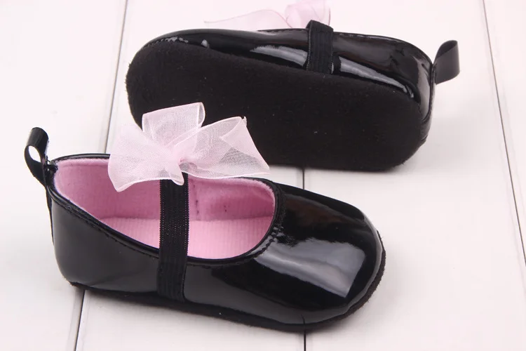 Baby Princess Girls Shoes Leather PU Newborn Booties Soft Sole Toddler Kids Crib Shoes Party Bowknot Anti-slip First Walker 0-18
Baby Princess Girls Shoes Leather PU Newborn Booties Soft Sole Toddler Kids Crib Shoes Party Bowknot Anti-slip First Walker 0-18