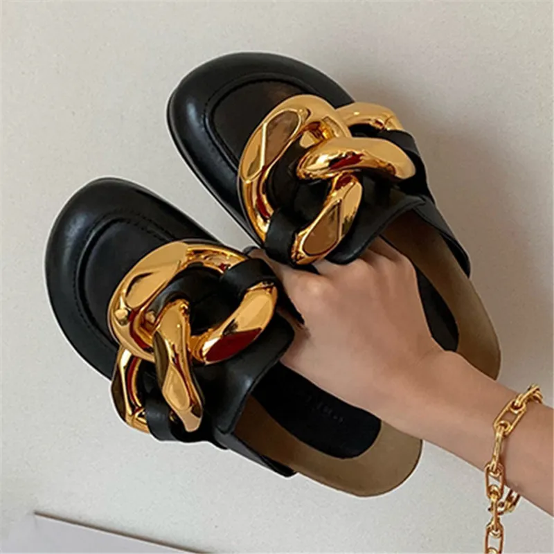 Runway Gold Chain Women Slippers Genuine Leather Thick Sole Mules Closed Toe Casual Flat Shoes Woman Lazy Loafers Slipper
Runway Gold Chain Women Slippers Genuine Leather Thick Sole Mules Closed Toe Casual Flat Shoes Woman Lazy Loafers Slipper