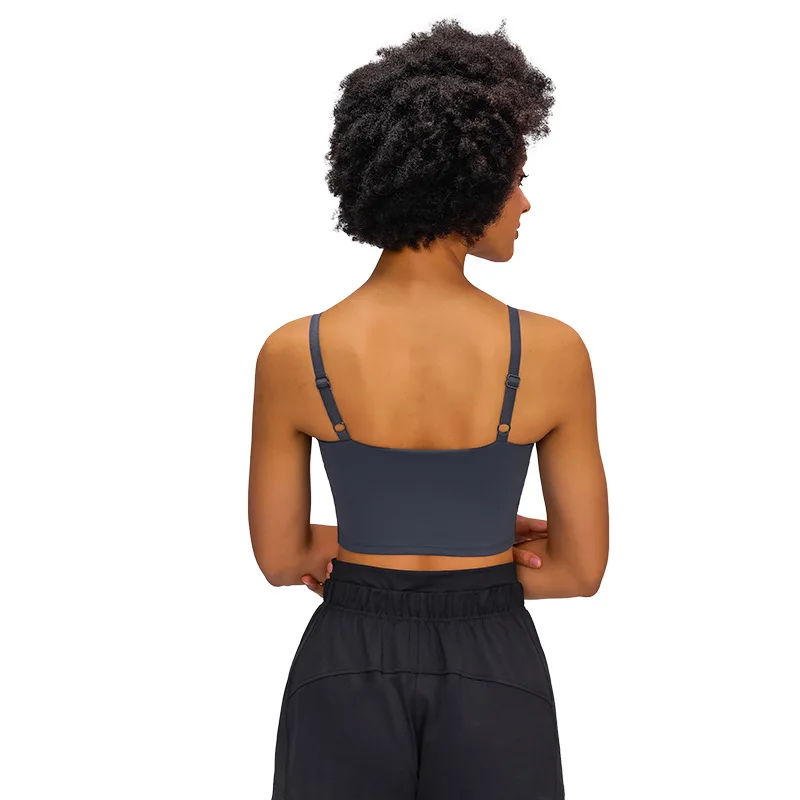 The new sanded nude half-wear yoga suit with chest pad classic buckle beauty back sling yoga vest
The new sanded nude half-wear yoga suit with chest pad classic buckle beauty back sling yoga vest