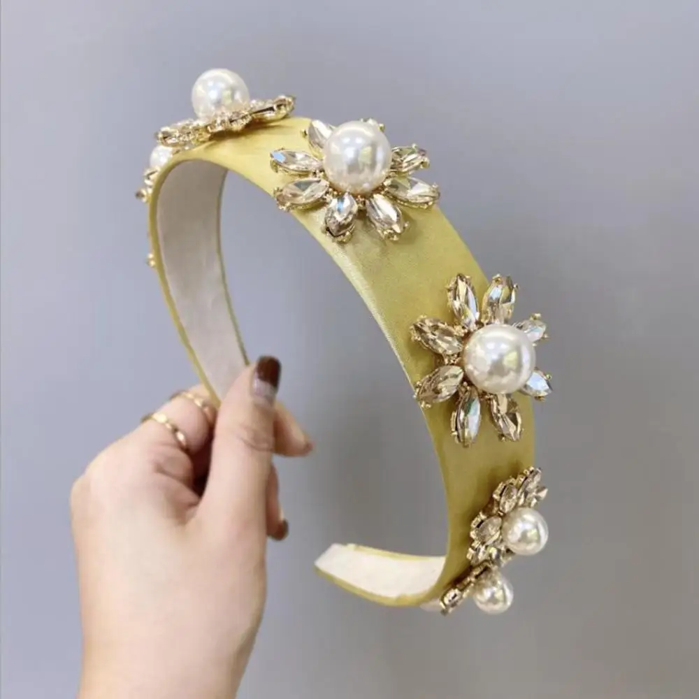 fashion Hot 1PC Baroque Palace Style Pearl Flower Headband sweet luxurious Candy Color Headwear Hair Accessories For Woman
fashion Hot 1PC Baroque Palace Style Pearl Flower Headband sweet luxurious Candy Color Headwear Hair Accessories For Woman