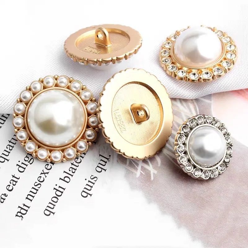 10pcs 15/20/25mm Luxury Rhinestone Buttons Embellishments for Clothing Golden Metal Buttons for Clothes 20mm Women Shirt Buttons
10pcs 15/20/25mm Luxury Rhinestone Buttons Embellishments for Clothing Golden Metal Buttons for Clothes 20mm Women Shirt Buttons