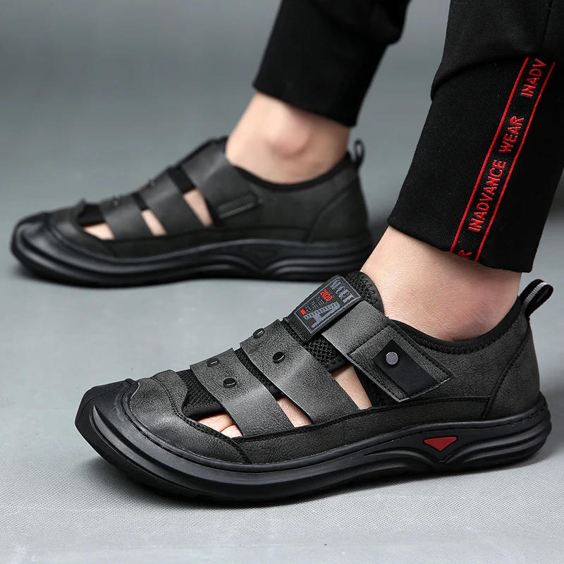 2020 Summer New Men Sandals Trend Soft Bottom Leather Baotou Breathable Velcro Sandals Men Wear-Resistant Casual Hole Shoes Men
2020 Summer New Men Sandals Trend Soft Bottom Leather Baotou Breathable Velcro Sandals Men Wear-Resistant Casual Hole Shoes Men