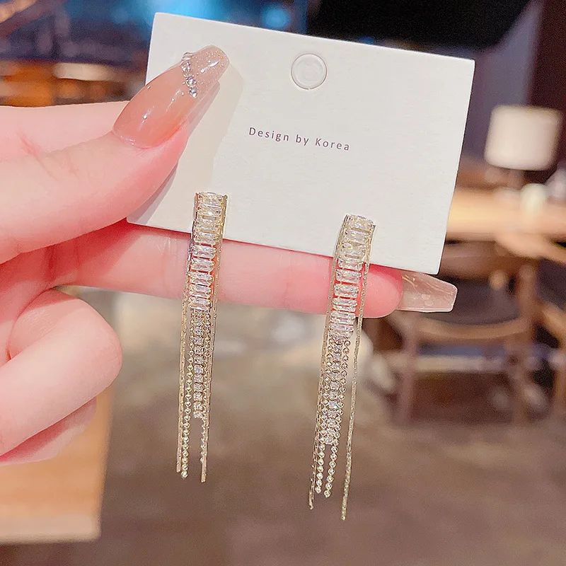 2021 New Trendy Long Drop Earrings for Women Fashion 925 Silver Needle Gold Color Geometric Hanging Earring Wedding Jewelry Gift
2021 New Trendy Long Drop Earrings for Women Fashion 925 Silver Needle Gold Color Geometric Hanging Earring Wedding Jewelry Gift