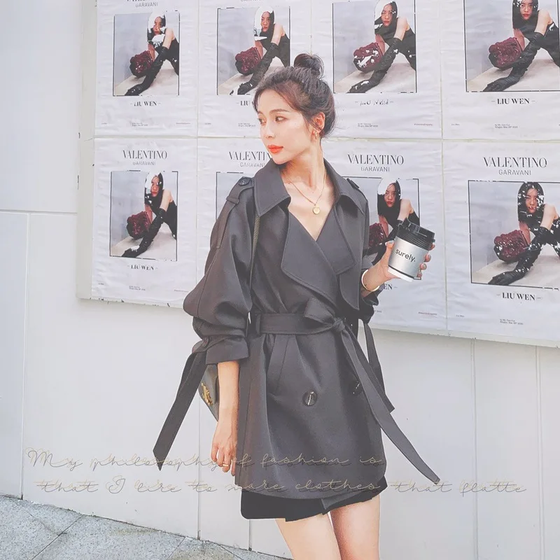 Te028 suit collar temperament windbreaker woman
Te028 suit collar temperament windbreaker woman