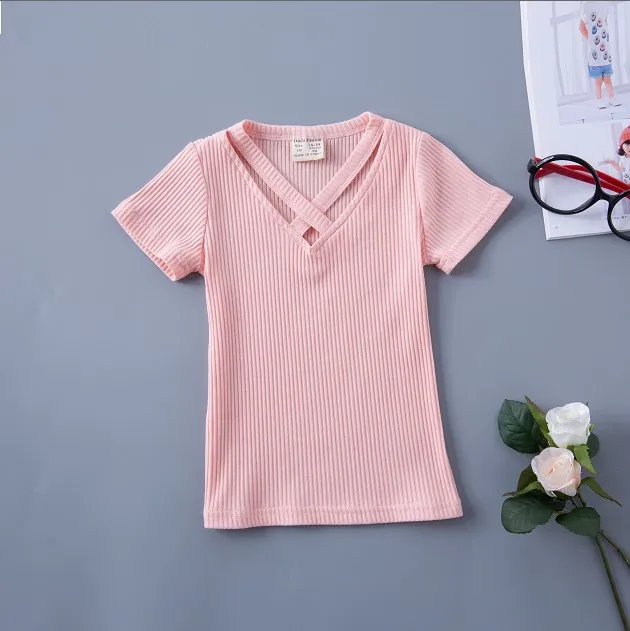 Summer baby pure cotton short-sleeved t-shirt with hollow collar new girls' cotton threaded t-shirt for children 1035 46
Summer baby pure cotton short-sleeved t-shirt with hollow collar new girls' cotton threaded t-shirt for children 1035 46