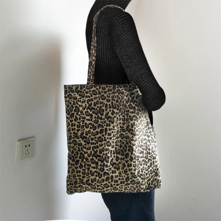 Women Leopard Shoulder Bags Korea Chic Canvas Cloth Shopping Bags Reusable Eco 2 Straps Handbags Tote With Zipper
Women Leopard Shoulder Bags Korea Chic Canvas Cloth Shopping Bags Reusable Eco 2 Straps Handbags Tote With Zipper