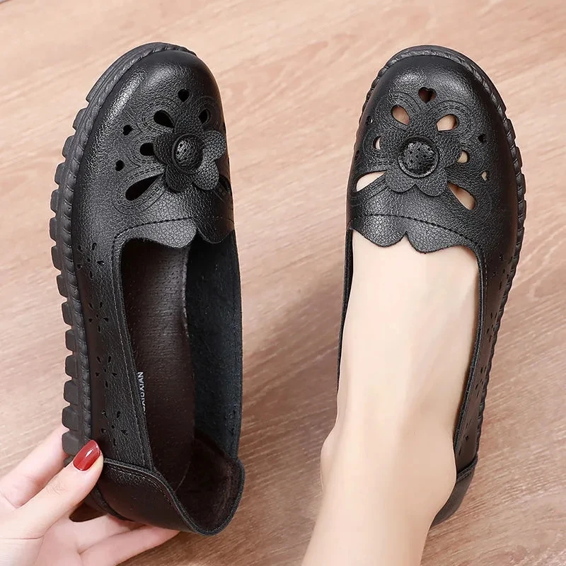 Breathable summer loafers ladies comfort flats leather shoes women moccasins mother casual daily shoes
Breathable summer loafers ladies comfort flats leather shoes women moccasins mother casual daily shoes
