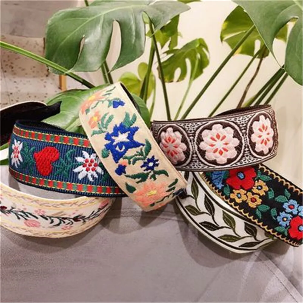 Embroidery Flower Headbands For Women Korean National Style Hair Accessories Colorful Hairband Head Wrap Wholesale
Embroidery Flower Headbands For Women Korean National Style Hair Accessories Colorful Hairband Head Wrap Wholesale