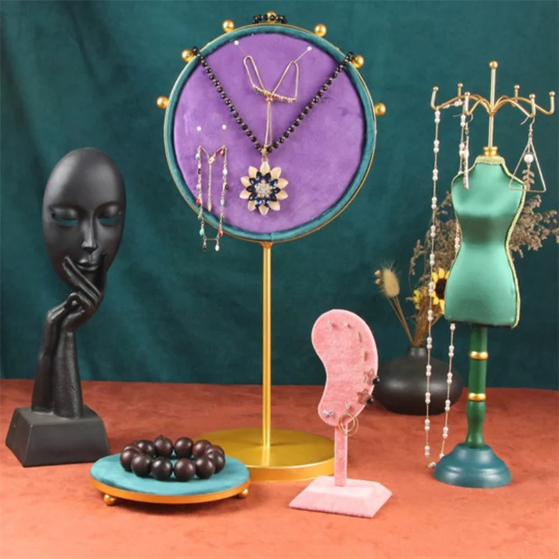 Pendant Necklace Chain Earring Jewelry Mini Display Holder Stand Showcase Stud
Pendant Necklace Chain Earring Jewelry Mini Display Holder Stand Showcase Stud