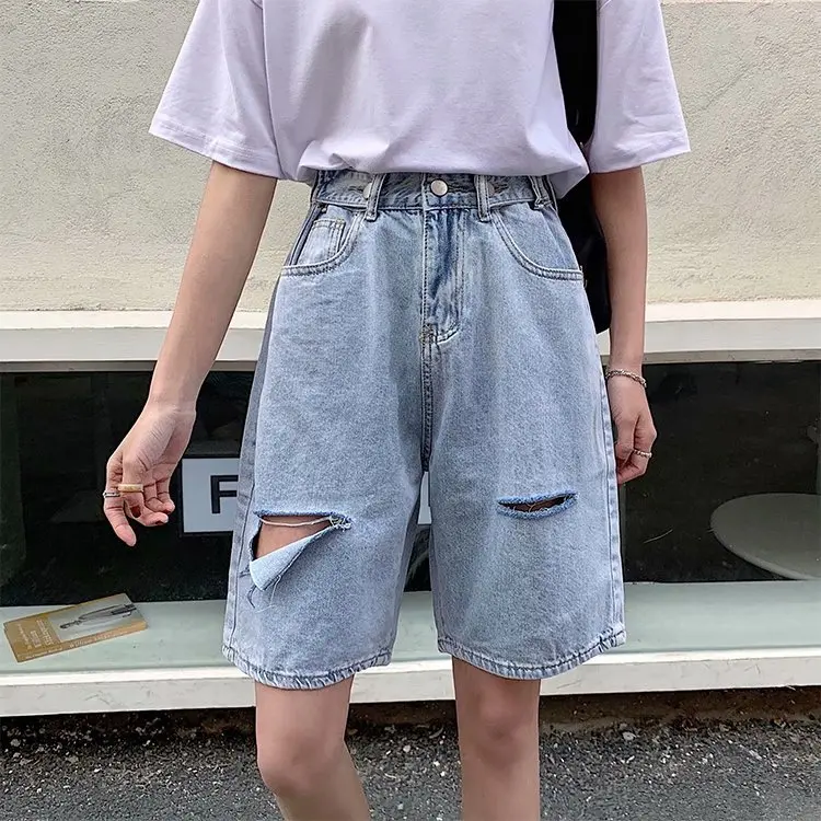 Street Wear High Waist Wide Leg Denim Shorts Women With Hole 2021 New Jean Shorts Women Summer Korean Style Women Shorts
Street Wear High Waist Wide Leg Denim Shorts Women With Hole 2021 New Jean Shorts Women Summer Korean Style Women Shorts
