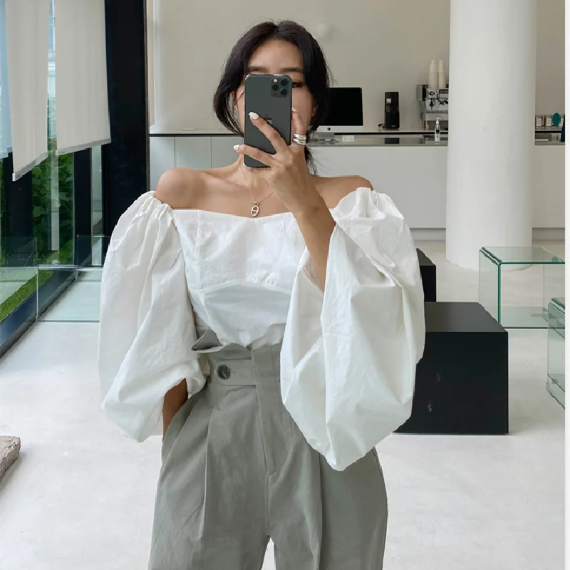 ALIEN KITTY 2020 Autumn New Women Shirt Female Solid Blouse Concise Slash Neck Loose Lantern Sleeve Elegant Lady Casual Tops
ALIEN KITTY 2020 Autumn New Women Shirt Female Solid Blouse Concise Slash Neck Loose Lantern Sleeve Elegant Lady Casual Tops