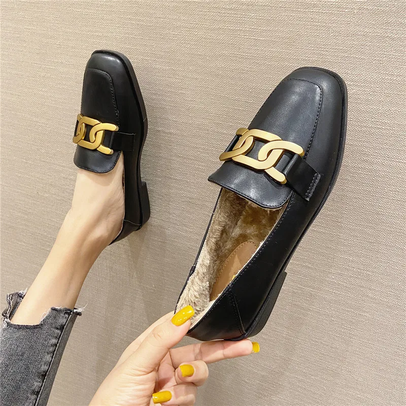 Winter Soft PU Leather Warm Women Shoes Casual Loafers Slip On Plush Flats Lady Moccasins British Style Botas De Mujer Sneakers
Winter Soft PU Leather Warm Women Shoes Casual Loafers Slip On Plush Flats Lady Moccasins British Style Botas De Mujer Sneakers