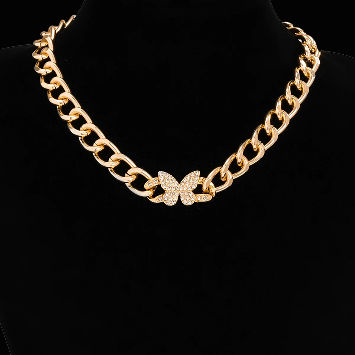 KunJoe Luxury Gold Color Butterfly Pendant Necklace for Women Shiny CryStal Clavicle Chain Thick Choker Necklace Party Jewelry
KunJoe Luxury Gold Color Butterfly Pendant Necklace for Women Shiny CryStal Clavicle Chain Thick Choker Necklace Party Jewelry