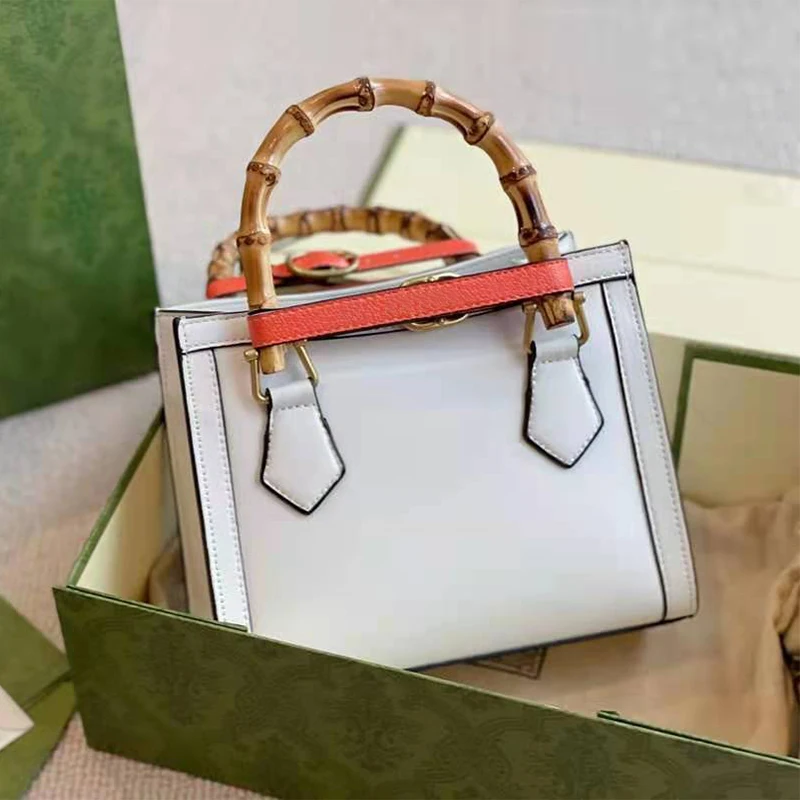 Luxurys Designer Bamboo Bags Mini Tote Bag Handbag Clutch Genuine Leather Travel Shopping Handbags
Luxurys Designer Bamboo Bags Mini Tote Bag Handbag Clutch Genuine Leather Travel Shopping Handbags