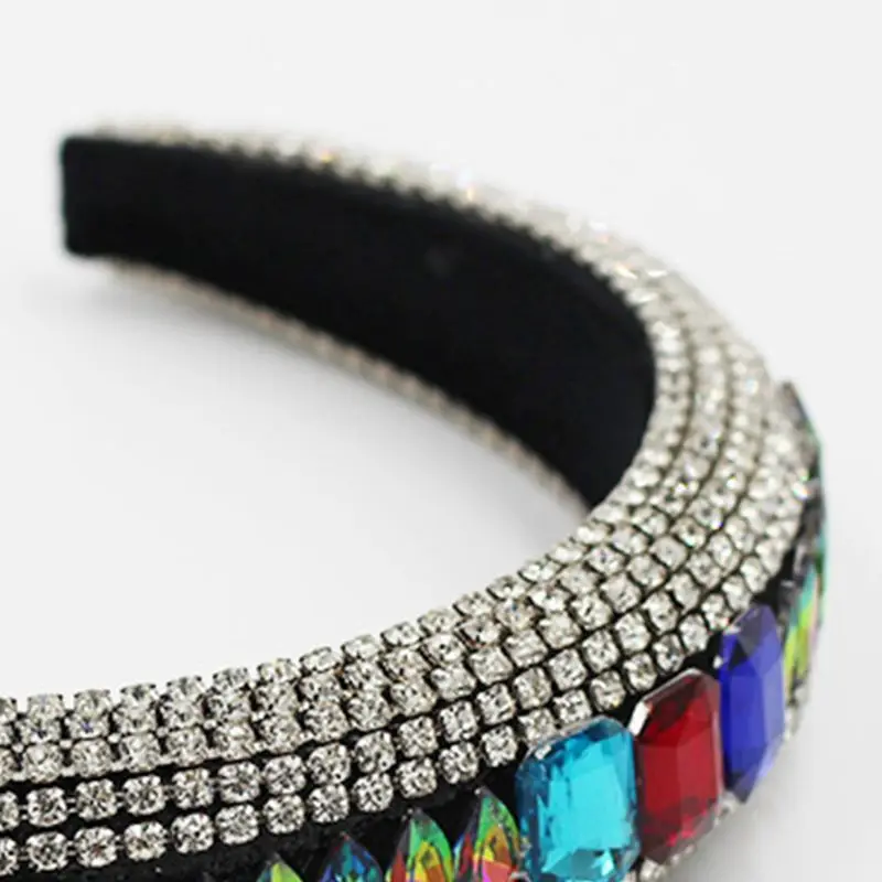 Baroque Luxury Jewelry Velvet Bandana Shiny Holographic Crystal Rhinestone Tiara Hair Hoop Women Vintage Sponge Headband 
Baroque Luxury Jewelry Velvet Bandana Shiny Holographic Crystal Rhinestone Tiara Hair Hoop Women Vintage Sponge Headband