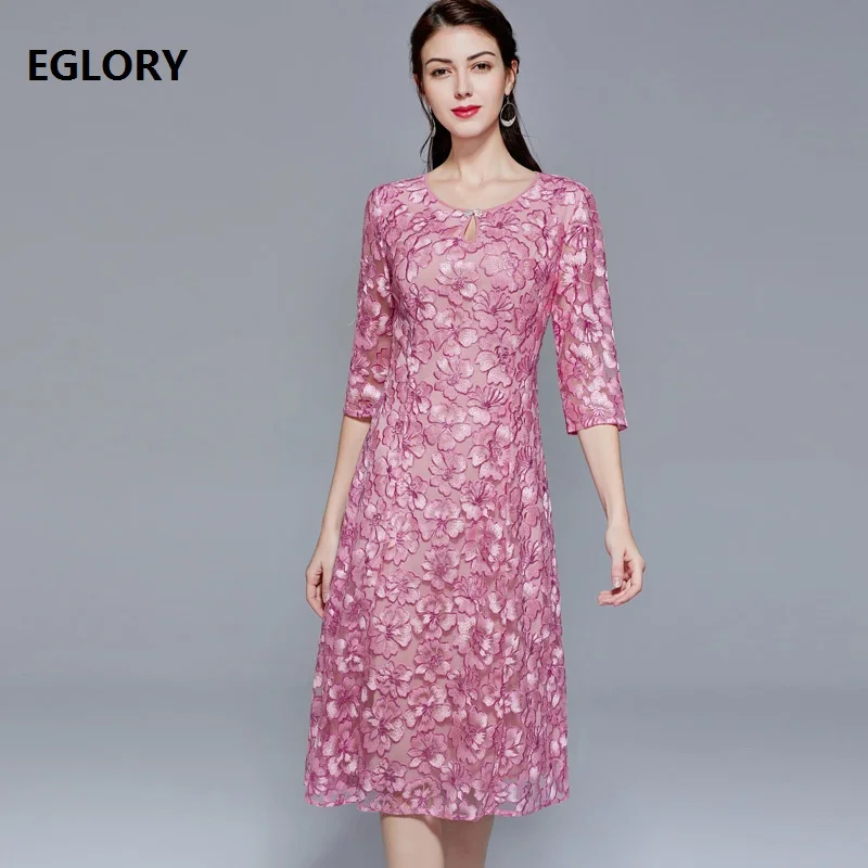 Plus Size Clothing 2020 Spring Summer Bride Mother Women V-Neck Allover Luxurious Embroidery 3/4 Sleeve Mid-Calf Pink Dress
Plus Size Clothing 2020 Spring Summer Bride Mother Women V-Neck Allover Luxurious Embroidery 3/4 Sleeve Mid-Calf Pink Dress