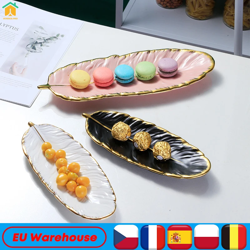 Новый поднос для хранения перьев, роскошная яркая керамическая тарелка, тарелка с банановыми листьями, десертная тарелка, ювелирный декора...
Новый поднос для хранения перьев, роскошная яркая керамическая тарелка, тарелка с банановыми листьями, десертная тарелка, ювелирный декора...