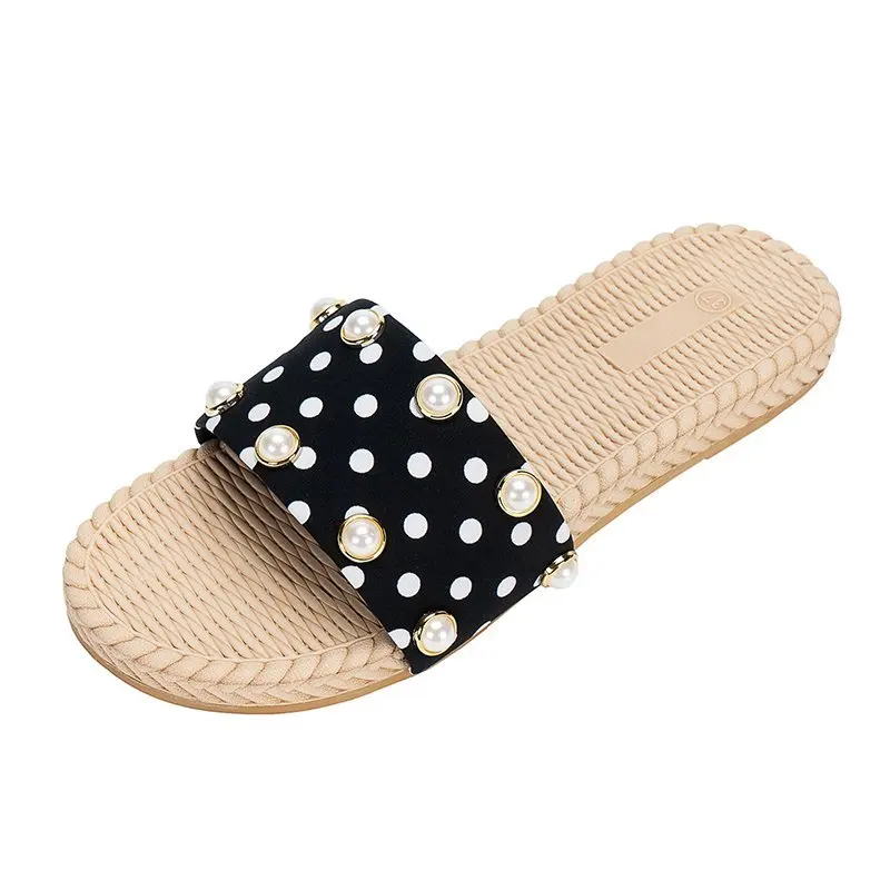 Larged-Sized 43 Korean Design New 2021 Women's Dots Flat Slippers Pearl Flock Indoor Chaussure Femme Shoes Outdoor Slides
Larged-Sized 43 Korean Design New 2021 Women's Dots Flat Slippers Pearl Flock Indoor Chaussure Femme Shoes Outdoor Slides