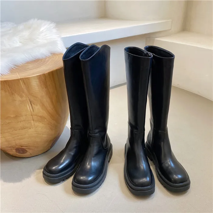2021 New Casual Women Low Heels Knee Thigh High Boots Soft Leather Platform Cowboy Boots Winter Designer Long Boots women shoes
2021 New Casual Women Low Heels Knee Thigh High Boots Soft Leather Platform Cowboy Boots Winter Designer Long Boots women shoes