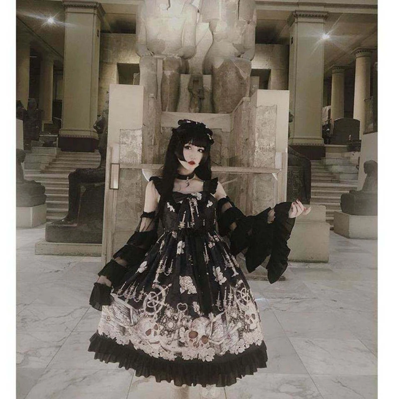 Gothic Party Lolita New Luxury Style Lace Flouncing Bow Trim Victorian Princess Dresses Long Sleeves Doll Teen Fairy Dress 2021
Gothic Party Lolita New Luxury Style Lace Flouncing Bow Trim Victorian Princess Dresses Long Sleeves Doll Teen Fairy Dress 2021