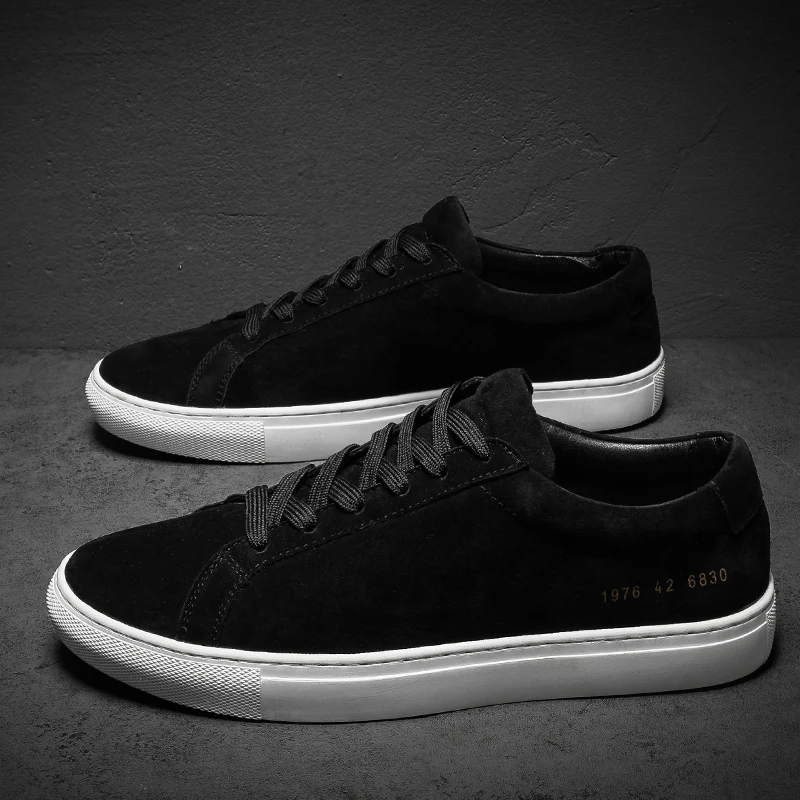 Designer men's shoes 2021 new spring high quality leather casual shoes comfortable and breathable classic sneakers white shoes
Designer men's shoes 2021 new spring high quality leather casual shoes comfortable and breathable classic sneakers white shoes