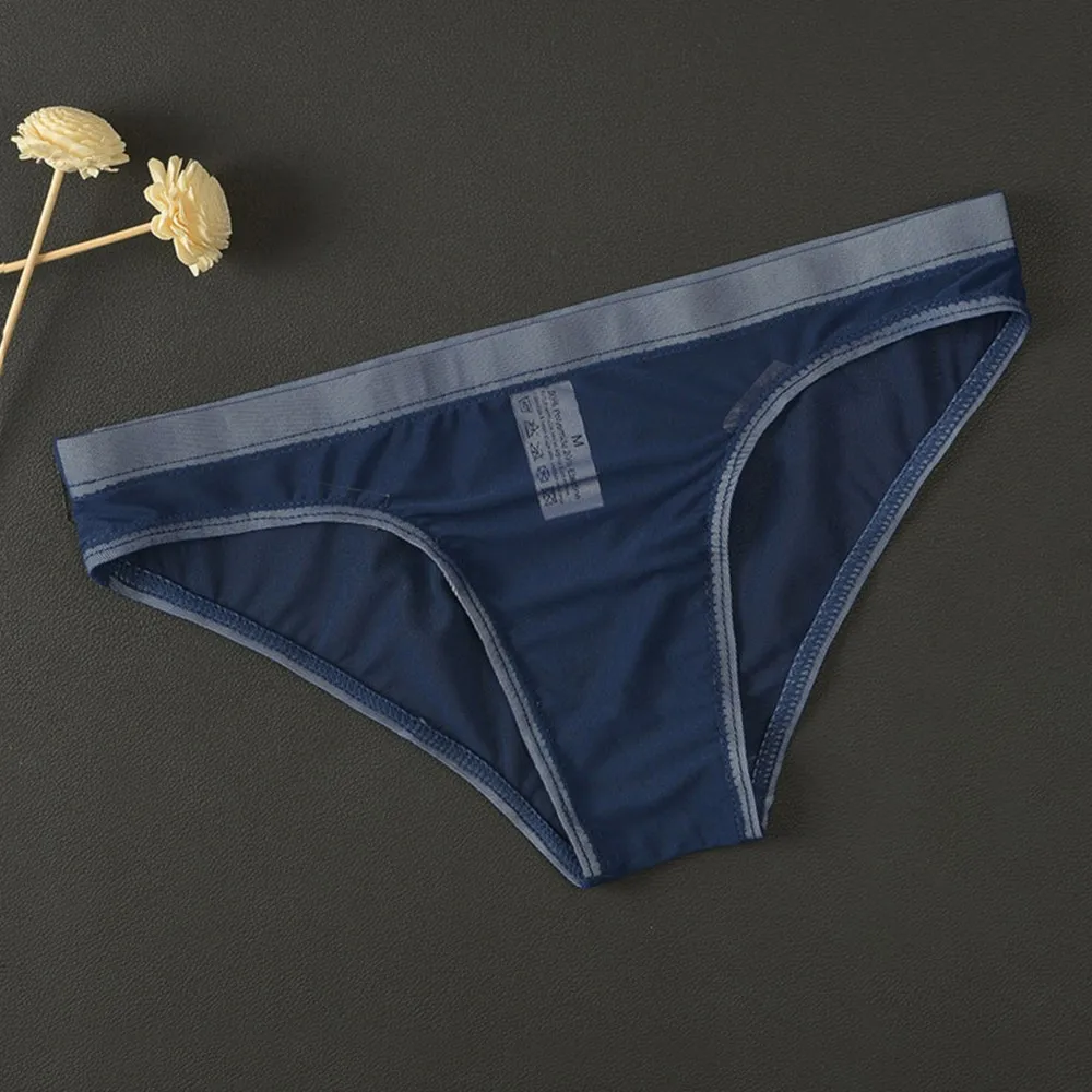 Men Erotic Lingerie Low-Waist Ultra-Thin Transparent Mesh Sexy Thong Ice Silk Seamless Briefs Erotic Male Underpants
Men Erotic Lingerie Low-Waist Ultra-Thin Transparent Mesh Sexy Thong Ice Silk Seamless Briefs Erotic Male Underpants