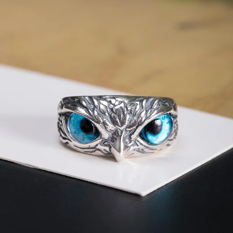 S925 sterling silver new product retro blue eye owl ring female Thai silver exaggerated design bird Wedding Rings Jewelry Gifts
S925 sterling silver new product retro blue eye owl ring female Thai silver exaggerated design bird Wedding Rings Jewelry Gifts