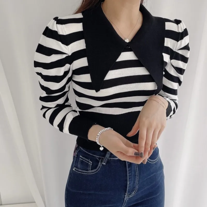 Striped Pullover Sweater Women 2021 Spring Autumn Stylish New Puff Sleeve Sharp Turn-down Collar Short Sweaters Knitted Tops
Striped Pullover Sweater Women 2021 Spring Autumn Stylish New Puff Sleeve Sharp Turn-down Collar Short Sweaters Knitted Tops