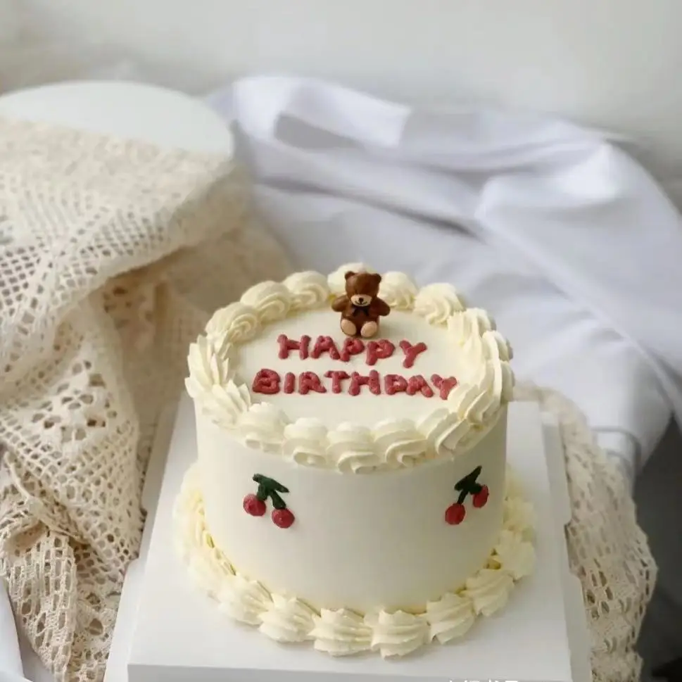 Romantic Packaging Birthday Candles For Cake Bubble Supplies Pillar Candle Cute White Candele Decorative Home Decoration 50LZ
Romantic Packaging Birthday Candles For Cake Bubble Supplies Pillar Candle Cute White Candele Decorative Home Decoration 50LZ