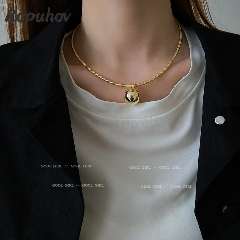 Ropuhov 2021 New Korean Fashion Gift Woman Spring New Ball Pendant Luxury Necklace Design Bling Wholesale
Ropuhov 2021 New Korean Fashion Gift Woman Spring New Ball Pendant Luxury Necklace Design Bling Wholesale