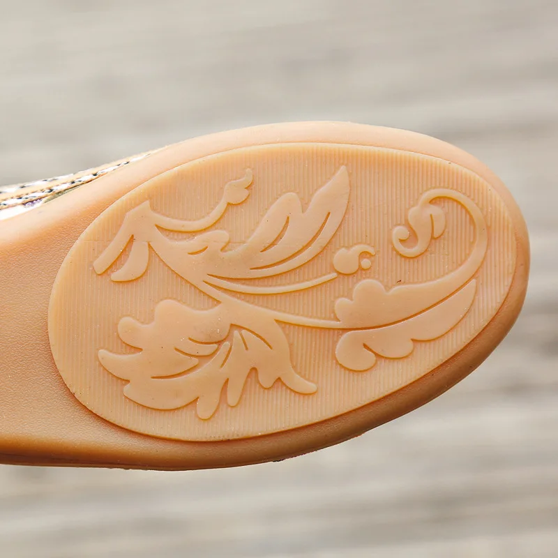 Hot Ethnic Fabric Straw Spring Autumn Ballet Flats Ladies Flower Casual Slip On Platform Loafers Female Fashion Women SP-82
Hot Ethnic Fabric Straw Spring Autumn Ballet Flats Ladies Flower Casual Slip On Platform Loafers Female Fashion Women SP-82