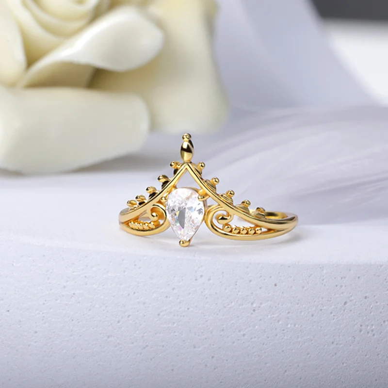 2021 Trend Rings for Women Men Couple Water Drop Zircon Exquisite Crown Adjustable Stainless Steel Wedding Ring Jewelry Gift
2021 Trend Rings for Women Men Couple Water Drop Zircon Exquisite Crown Adjustable Stainless Steel Wedding Ring Jewelry Gift