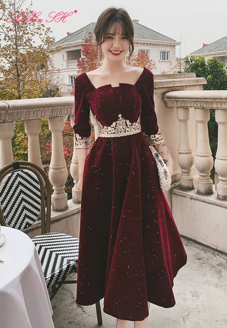 AnXin SH Vintage wine red velvet golden lace a line sweetheart half sleeve evening dress princess party zipper evening dress
AnXin SH Vintage wine red velvet golden lace a line sweetheart half sleeve evening dress princess party zipper evening dress