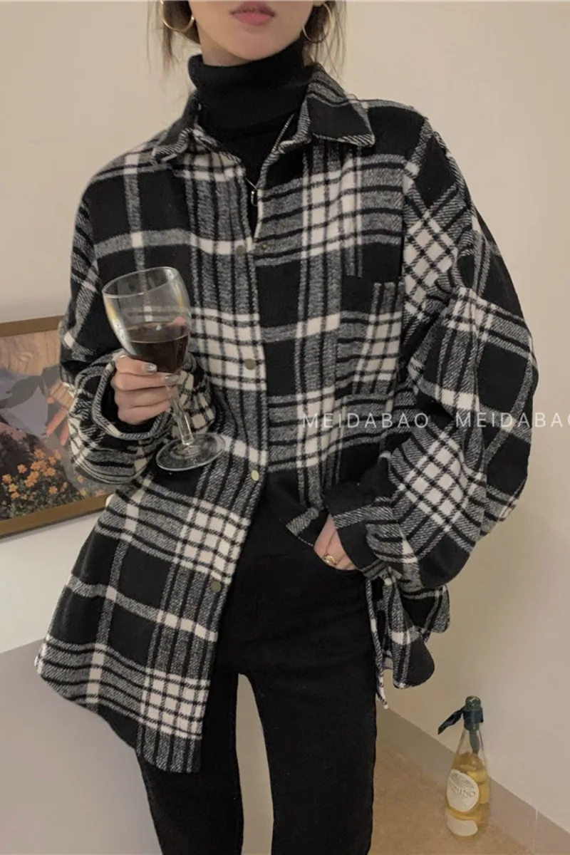 Autumn Winter 2020 New Women's Wear Korean Retro Frosted Plaid Loose Slouchy Lapel Long Sleeve Shirt
Autumn Winter 2020 New Women's Wear Korean Retro Frosted Plaid Loose Slouchy Lapel Long Sleeve Shirt