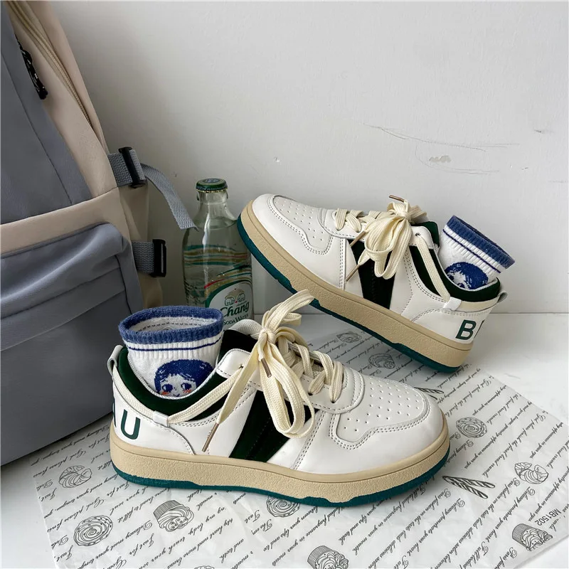 2021 new retro German training shoes Female students leisure niche shoes ins tide Joker Street beat Harajuku white shoes.
2021 new retro German training shoes Female students leisure niche shoes ins tide Joker Street beat Harajuku white shoes.
