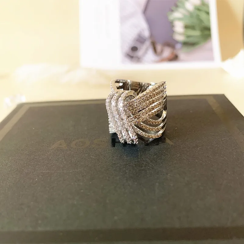 Luxury Party Big Rings For Women Multi Layer Cross Cubic Zirconia Finger Ring Fashion Wedding Jewelry Femme Girls Gift Zk30
Luxury Party Big Rings For Women Multi Layer Cross Cubic Zirconia Finger Ring Fashion Wedding Jewelry Femme Girls Gift Zk30