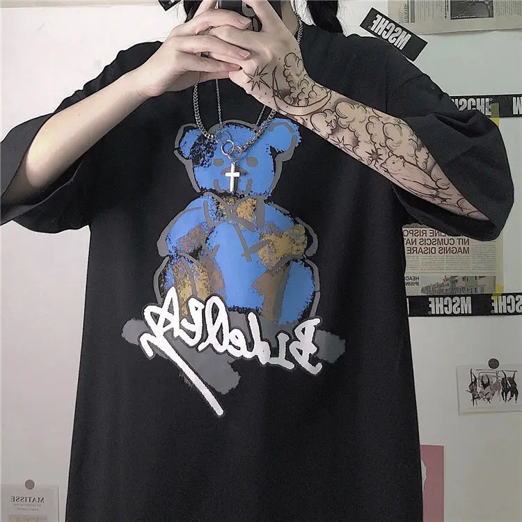 Summer new original suzerain bear print short sleeve t-shirt female student loose and versatile T-shirt
Summer new original suzerain bear print short sleeve t-shirt female student loose and versatile T-shirt