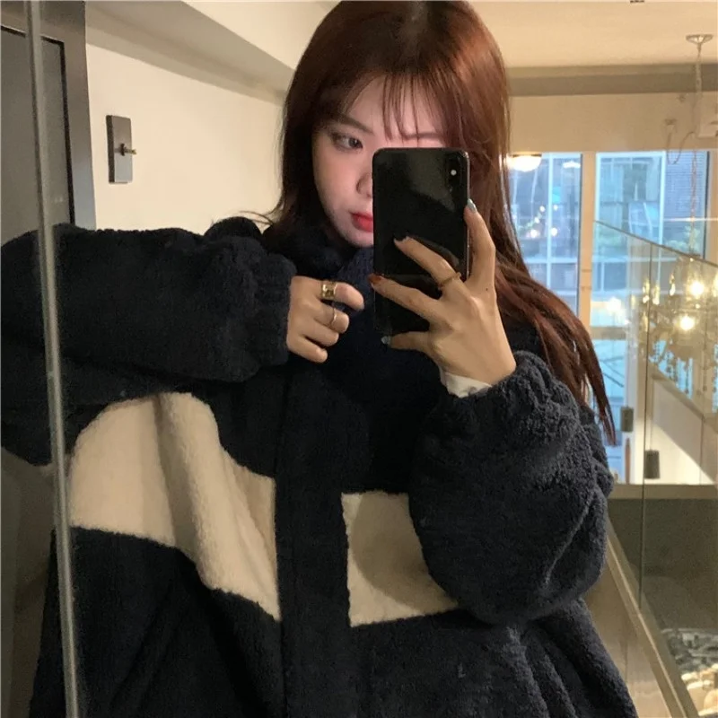 CMAZ 2021 Autumn Winter Thick Coats for Women Furry Coat Women's Spring Autumn and Winter Quilted Thickened 2021 New Loose All-M
CMAZ 2021 Autumn Winter Thick Coats for Women Furry Coat Women's Spring Autumn and Winter Quilted Thickened 2021 New Loose All-M