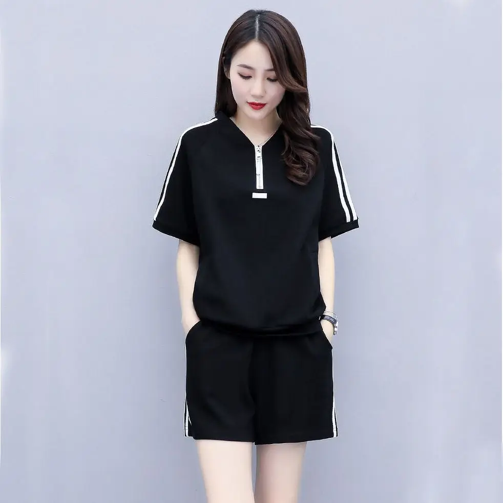 Cotton sports Outfits women's summer short sleeve shorts two-piece 2021 new ladies Korean casual temperament god fan
Cotton sports Outfits women's summer short sleeve shorts two-piece 2021 new ladies Korean casual temperament god fan