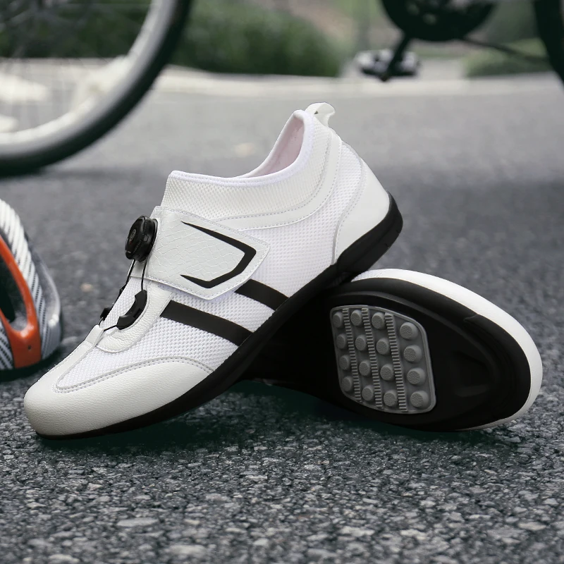 MTB Cycling Shoes Breathable Outdoor Road Racing Bicycle Ankle Boots Athletic Self-Locking Sneakers Men
MTB Cycling Shoes Breathable Outdoor Road Racing Bicycle Ankle Boots Athletic Self-Locking Sneakers Men