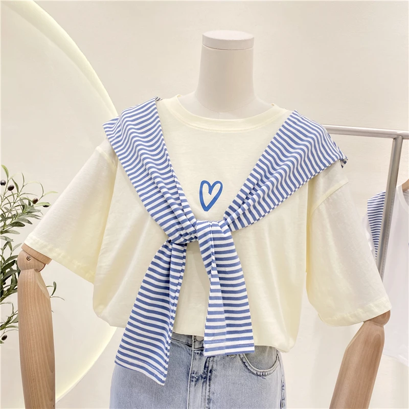 2021 Spring Summer Preppy Style Stitching Shawl Striped Love Pattern Ladies T-shirt Loose Round Neck Short Sleeve Women Top Tee
2021 Spring Summer Preppy Style Stitching Shawl Striped Love Pattern Ladies T-shirt Loose Round Neck Short Sleeve Women Top Tee