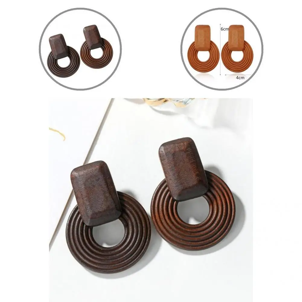 Women Earrings Striped Jewelry Exquisite Exaggerated Circle Earrings Dangle Earrings for Vacation
Women Earrings Striped Jewelry Exquisite Exaggerated Circle Earrings Dangle Earrings for Vacation