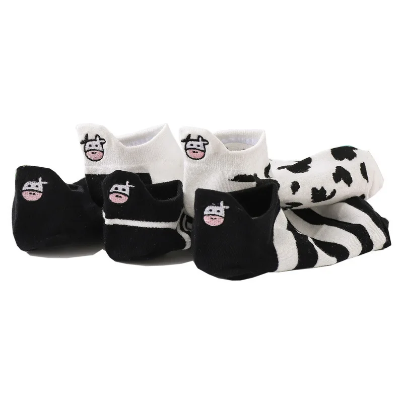 Women College Style Cute Socks Heel Embroidery Ladies Black And White Cartoon Cow Pattern Socks Female Softable Cotton Boat Sock
Women College Style Cute Socks Heel Embroidery Ladies Black And White Cartoon Cow Pattern Socks Female Softable Cotton Boat Sock