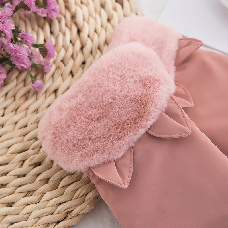 Women Rainproof Cloth Touch Screen Driving Glove Winter Female Thick Plush Wrist Warm Cashmere Cute Cat Sport Cycling Mitten J94
Women Rainproof Cloth Touch Screen Driving Glove Winter Female Thick Plush Wrist Warm Cashmere Cute Cat Sport Cycling Mitten J94