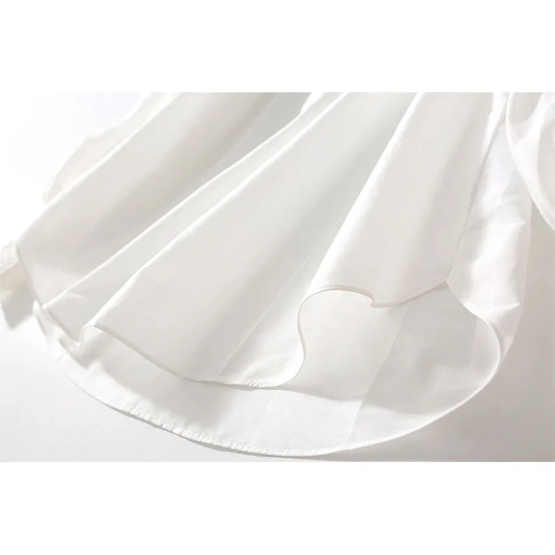 Summer Women's Elegant French Retro Palace Style Exquisitely Embroidered Lantern Sleeve Loose White Shirt Top Casual All-Match
Summer Women's Elegant French Retro Palace Style Exquisitely Embroidered Lantern Sleeve Loose White Shirt Top Casual All-Match