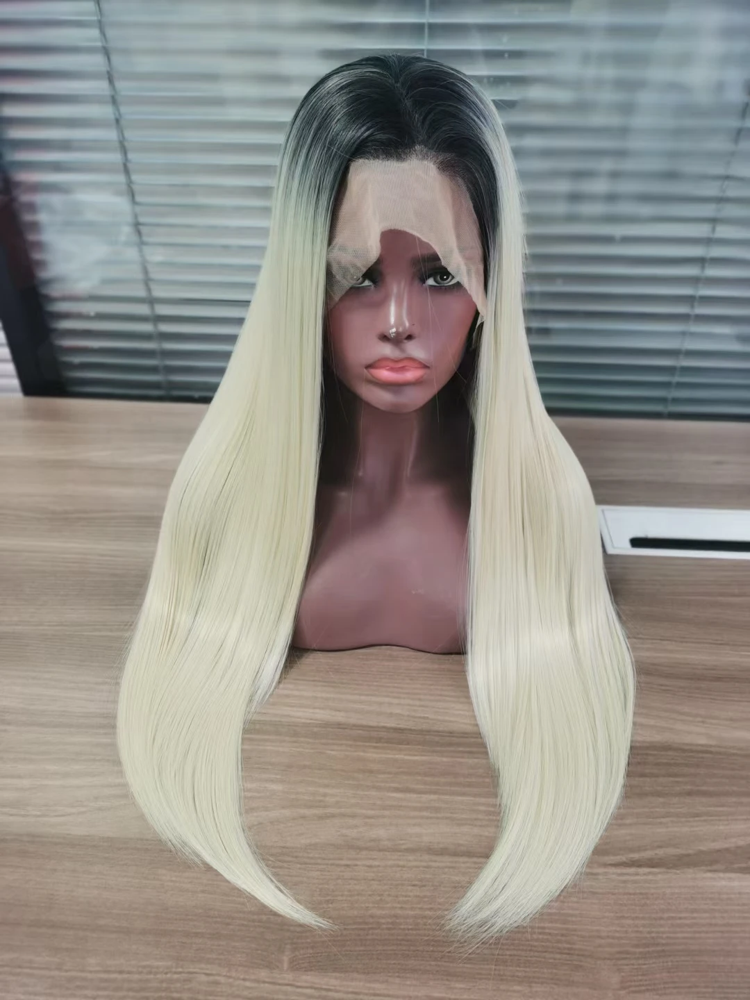 26Inch 180%Density Ombre Blond Long Straight Synthetic Lace Front Wig For Women With Baby Hair Heat Resistant Fiber Daily Wigs
26Inch 180%Density Ombre Blond Long Straight Synthetic Lace Front Wig For Women With Baby Hair Heat Resistant Fiber Daily Wigs