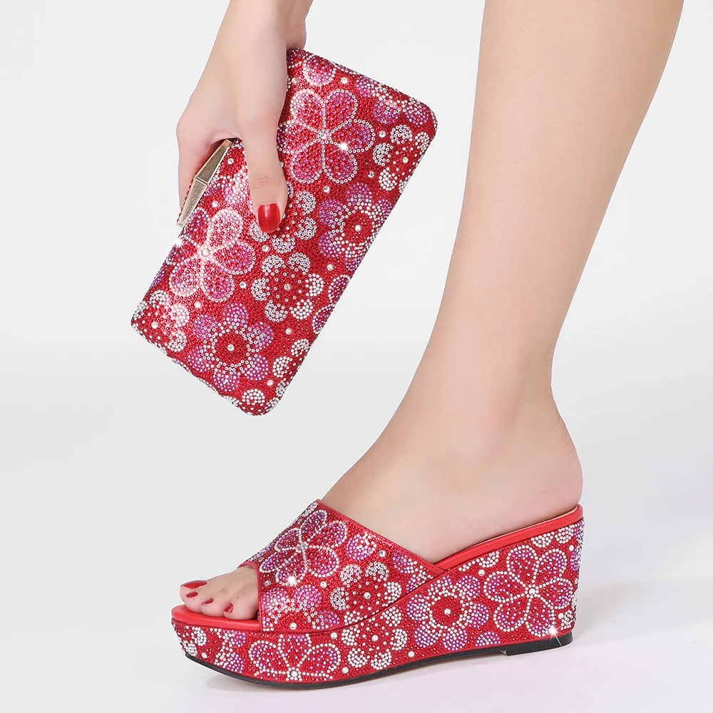 2021 Italy's latest design summerNoble and elegant women's high-heeled women's red shoes and bag set
2021 Italy's latest design summerNoble and elegant women's high-heeled women's red shoes and bag set