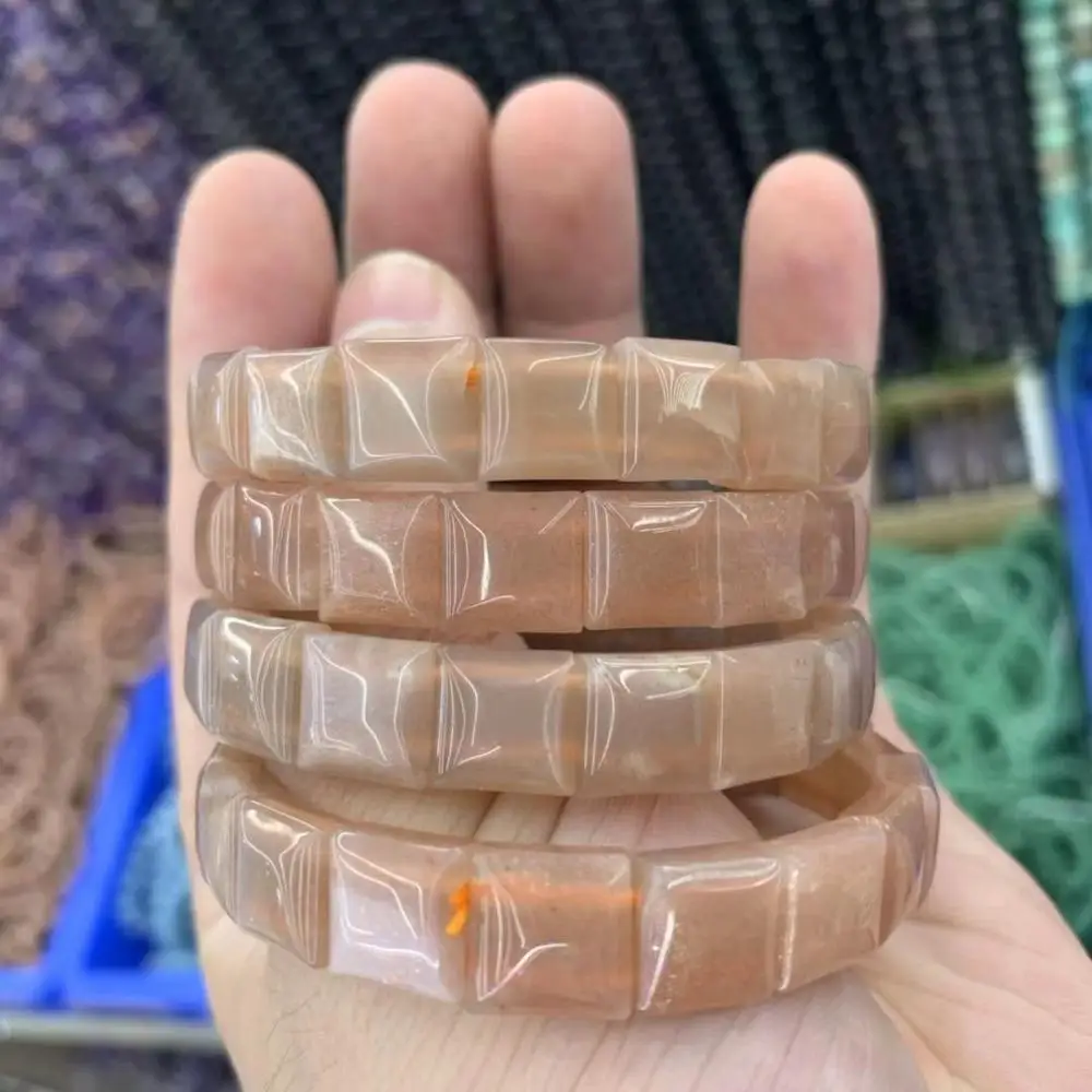 natural sunstone/moonstone/Labradorite stone beads bracelet natural gemstone jewelry bangle for woman for gift wholesale !
natural sunstone/moonstone/Labradorite stone beads bracelet natural gemstone jewelry bangle for woman for gift wholesale !