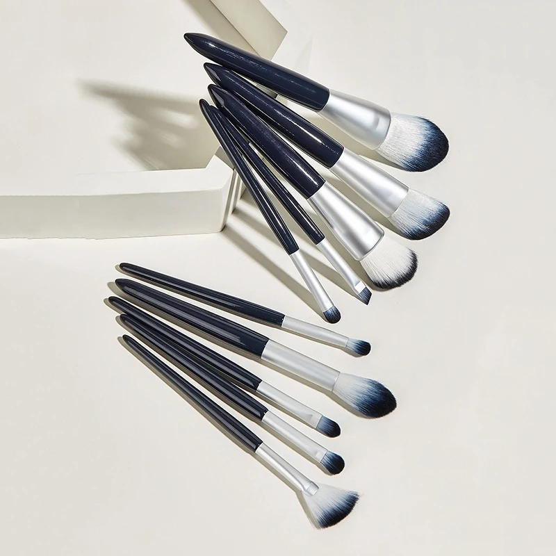 9PCS Makeup Brushes Beauty Tool Pressed Powder Foundation Blush Eye Shadow Nose Shadow Brush Set Make Up Tools
9PCS Makeup Brushes Beauty Tool Pressed Powder Foundation Blush Eye Shadow Nose Shadow Brush Set Make Up Tools