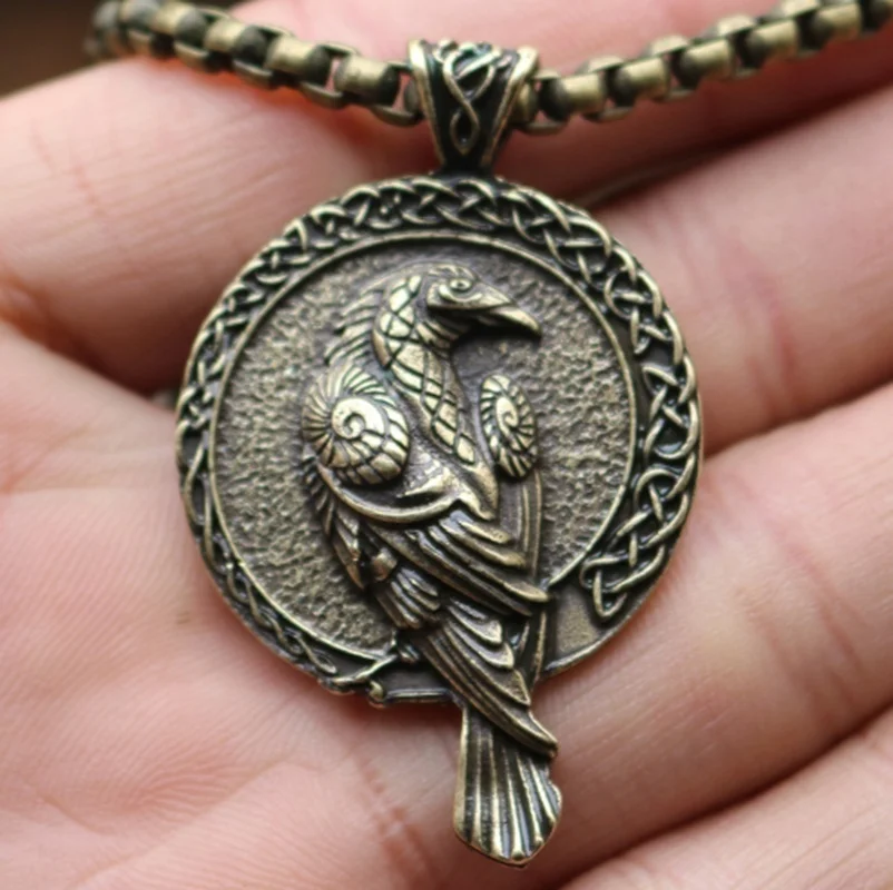 Men's Women's Universal Fashion Popular Retro Creative Crow Hip Hop Pendant Party Punk Necklace Birthday Gift Jewelry Wholesale
Men's Women's Universal Fashion Popular Retro Creative Crow Hip Hop Pendant Party Punk Necklace Birthday Gift Jewelry Wholesale
